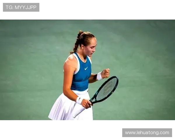 网球冠军迪拜惊险躲弹记